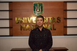 Read more about the article Jadi Duta Besar Ukraina Guru Besar UNAS Yuddy Chrisnandi Tetap Lakukan Kewajiban Dosen