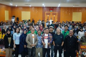 Read more about the article FISIP Unas-Himaya Studio Lakukan Diskusi Panel Film “Dilarang Menyanyi Dikamar Mandi”