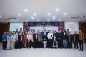 Read more about the article Rapat Dosen FISIP Semester Genap 2021/2022