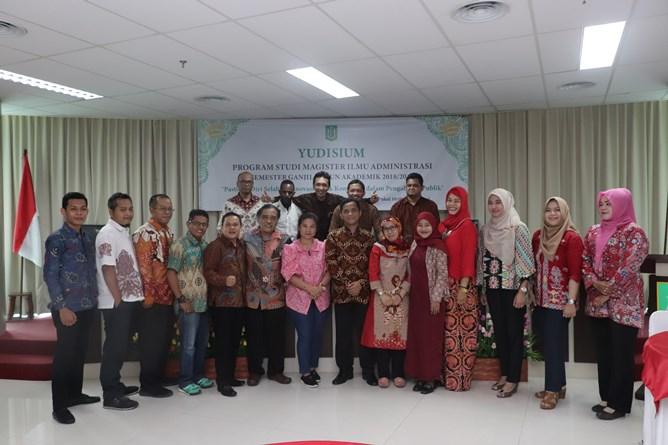 Read more about the article Pertama Kalinya, Magister Ilmu Administrasi Lakukan Yudisium