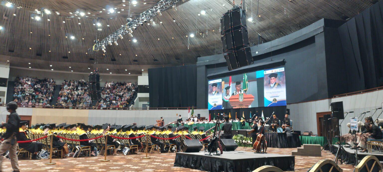 Read more about the article Liputan Wisuda Unas Radio (UNAS Siapkan Lulusan Berdaya Saing Tinggi Melalui Transformasi Sosial dan Program Berinovasi)