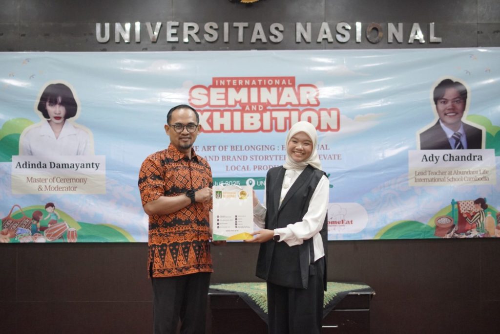 Prodi Ilmu Komunikasi Adakan Seminar dan Pameran DKV, Tingkatkan Pemahaman Mahasiswa Mengenai Design dan Story Telling