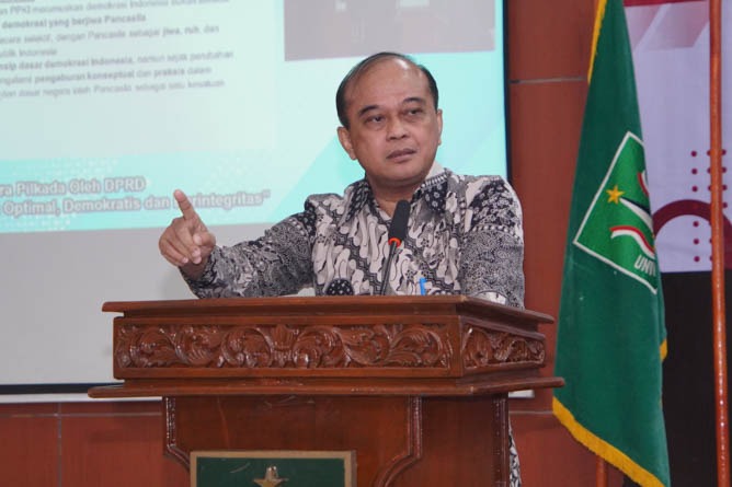 Prof. Ganjar Razuni Tekankan Reformasi Partai Politik dan Penguatan Demokrasi Pancasila dalam Pilkada